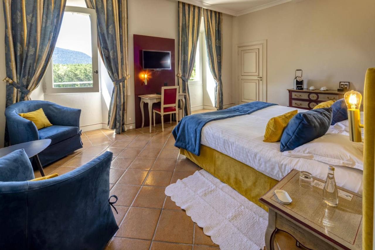 Chateau Et Golf De Taulane La Martre ภายนอก รูปภาพ