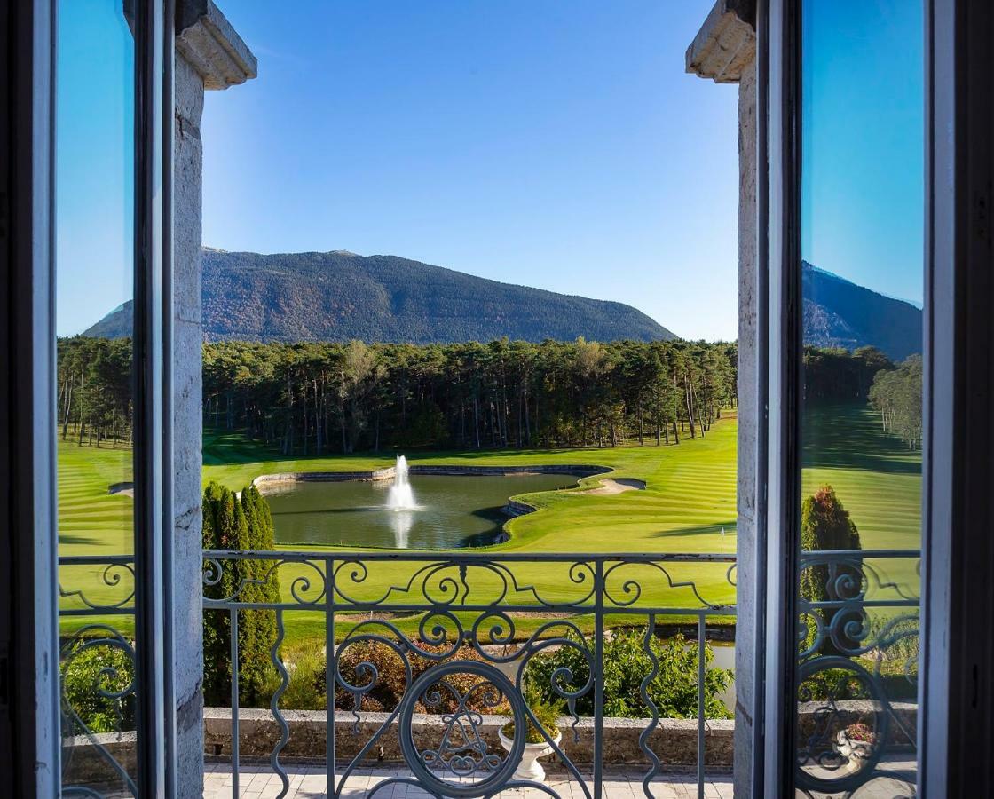 Chateau Et Golf De Taulane La Martre ภายนอก รูปภาพ