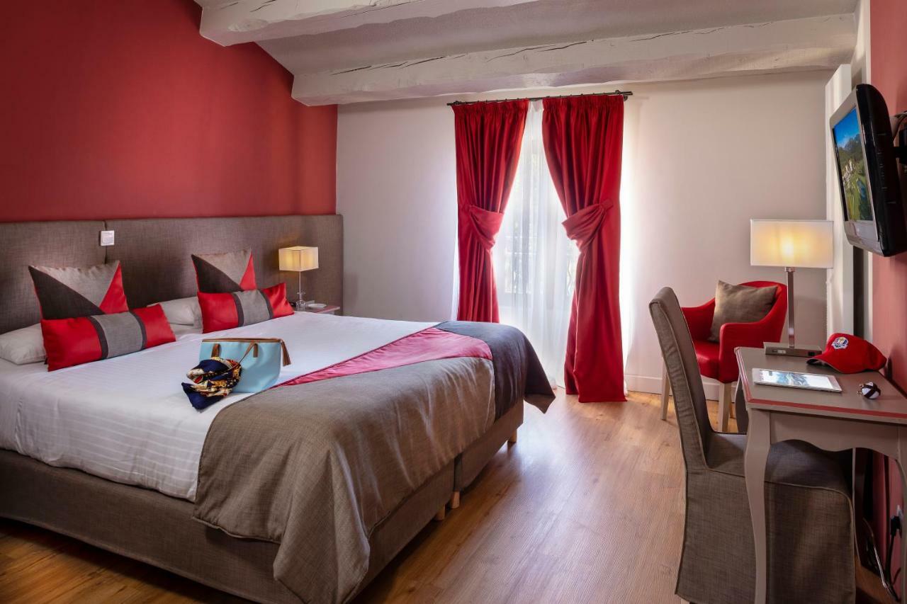 Chateau Et Golf De Taulane La Martre ภายนอก รูปภาพ